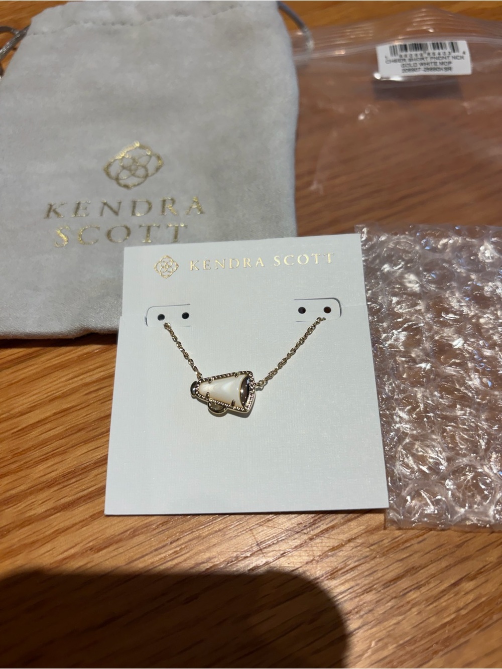 Kendra Scott Cheer Necklace NWT